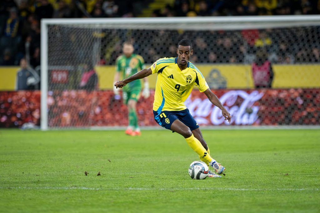 Alexander Isak har även nummer 9 på tröjan när han spelar i svenska landslaget.