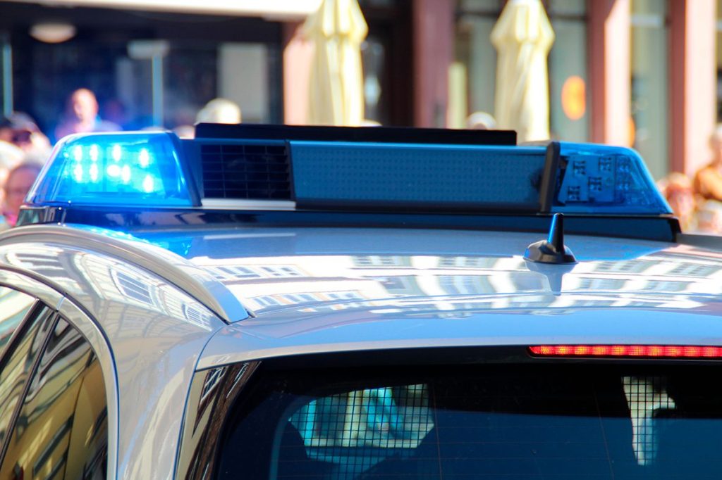 Polis